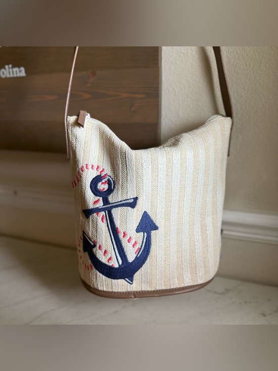 Vera Bradley Handbags - Vera Bradley Light Blue Nautical Print Lined Bag